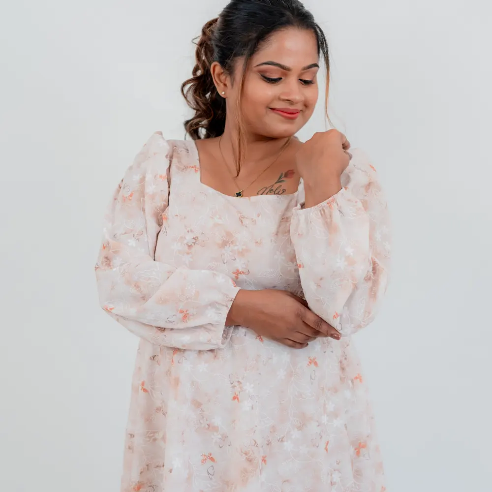 Floral Mini - Peach with White - Image 4