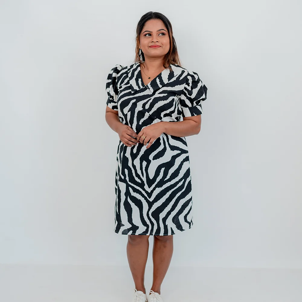 Zebra Print V-Neck Mini - Image 6